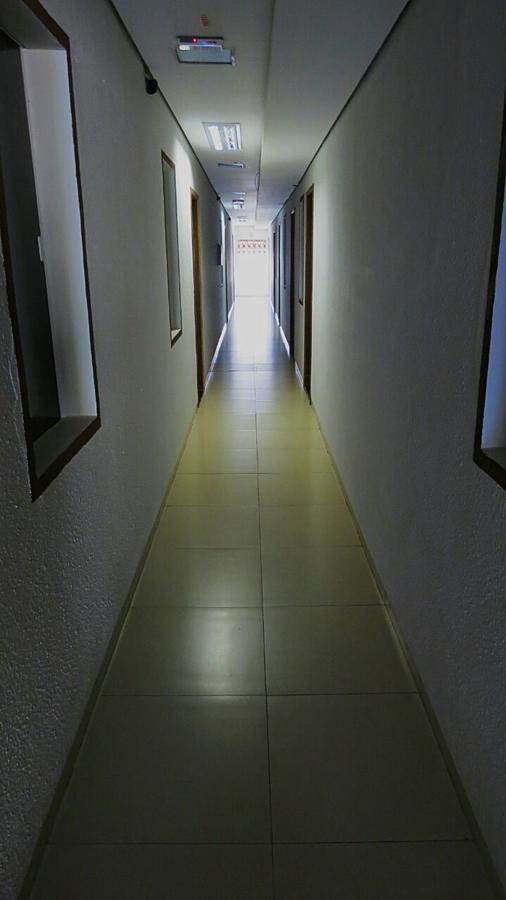 Hotel Hebrom Nobres Exterior photo